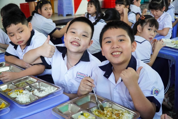 Một trường học ở TPHCM tổ chức bữa ăn bán trú trở lại sau vụ Sago Food - 10