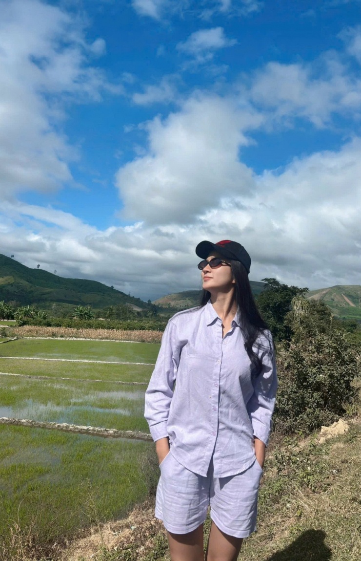 NSƯT Kim Tuyến thích ngắm nhìn cuộc sống giữa những ngày tất bật cuối năm.&nbsp;