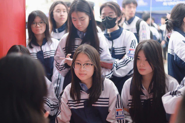 Thí sinh tham dự một ngày hội tư vấn tuyển sinh - hướng nghiệp năm 2026.