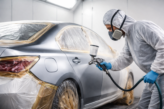 Đừng chỉ chú trọng spa ngoại hình ô tô mà bỏ qua các hạng mục kỹ thuật quan trọng. Ảnh minh họa - AI.