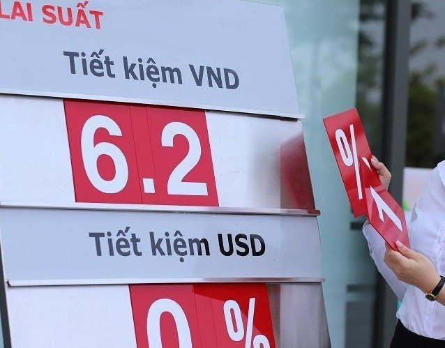 Lãi suất huy động ngân hàng trong xu hướng tăng.