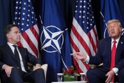 Ông Trump khiến NATO chao đảo, Nga hưởng lợi