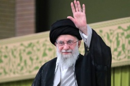 Lời đáp trả lạnh người của ông Trump về cảnh báo của Đại giáo chủ Iran Khamenei