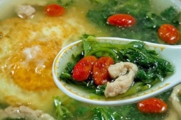 Loại rau được coi “thảo dược trường sinh của phụ nữ” có nhiều ở nước ta, chị em làm ngay món ngon này để thêm trẻ đẹp