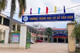 Thái Nguyên xác minh clip giáo viên có hành vi bạo lực học đường: Đình chỉ công tác giảng dạy để làm rõ trách nhiệm