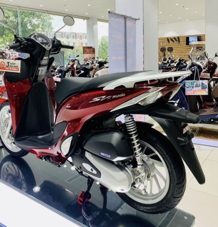 Giá Honda SH Mode mới nhất đầu tháng 2/2026, chênh từ 4 triệu đồng - 5