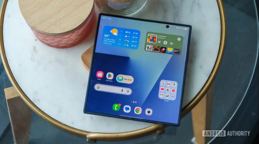 Galaxy Z Fold 7.