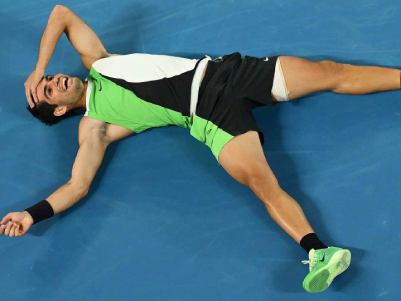 Alcaraz vô địch Australian Open: Tennis “cúi đầu” trước tay vợt vĩ đại nhất tương lai? - 9