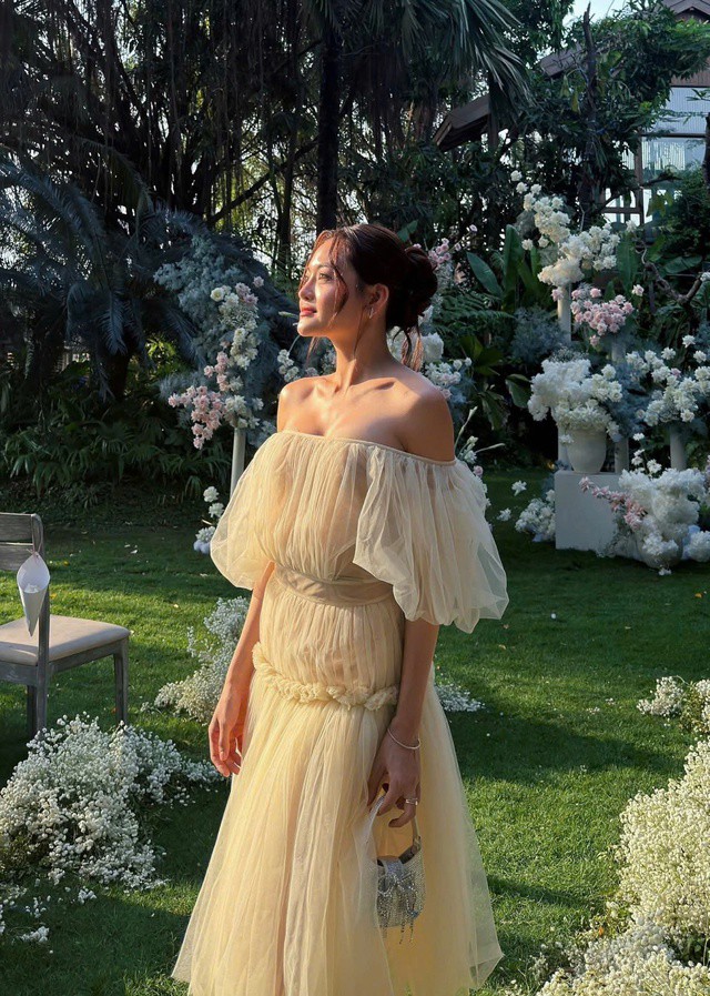 Gần đây, Thùy Anh nhận lời tham gia vai nữ chính trong bộ phim Tường lửa Tràng An của Đài Truyền hình Hà Nội, đóng cặp cùng Doãn Quốc Đam. Cô đảm nhận vai Linh, một ca sĩ vướng vào mối quan hệ tình cảm phức tạp với “tội phạm công nghệ”. Đây được đánh giá là vai diễn nặng tâm lý, đòi hỏi chiều sâu cảm xúc. Làm việc cùng đàn anh dày dạn kinh nghiệm, Thùy Anh cho biết cô học hỏi được rất nhiều và dần cảm thấy tự tin, thả lỏng hơn trong diễn xuất.