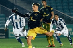 Thần đồng 18 tuổi của MU lập hat-trick, đoạt  " Cầu thủ xuất sắc nhất trận " 