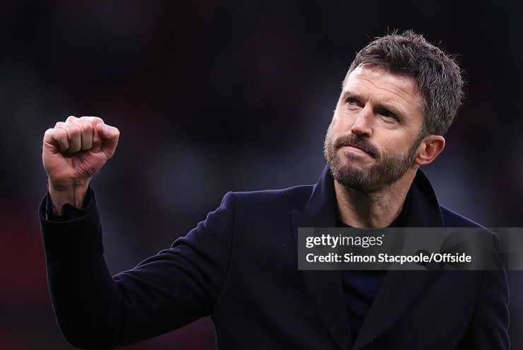 Carragher không đặt niềm tin vào Carrick