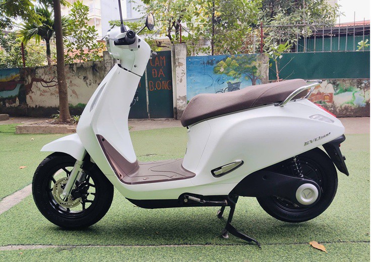 Loạt xe máy điện giá rẻ dưới 25 triệu đồng: Trang bị hiện đại, đi hàng trăm km một lần sạc - 1