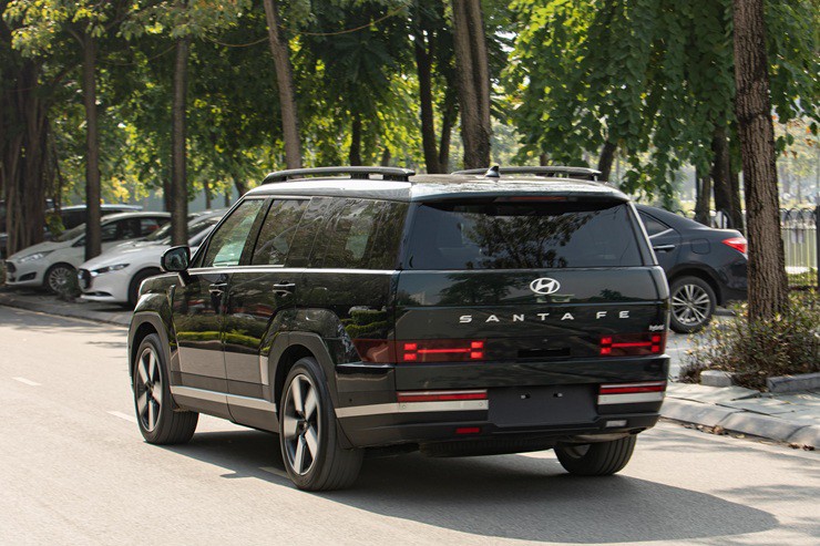 Loạt xe SUV hybrid tiết kiệm xăng tại thị trường Việt Nam - 3