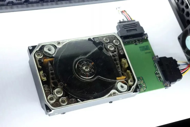 Chuyện như đùa: Tốc độ ổ cứng HDD sắp ngang ngửa SSD