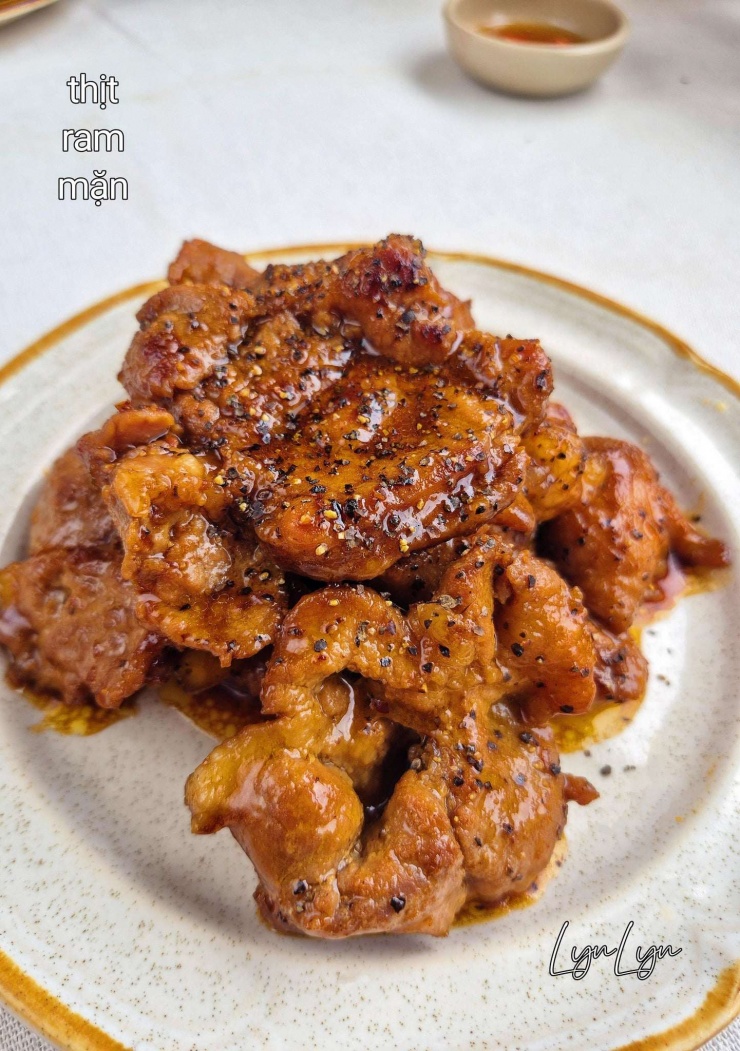 Loại thịt này cung cấp protein chất lượng cao, giúp xây dựng và phục hồi cơ bắp.