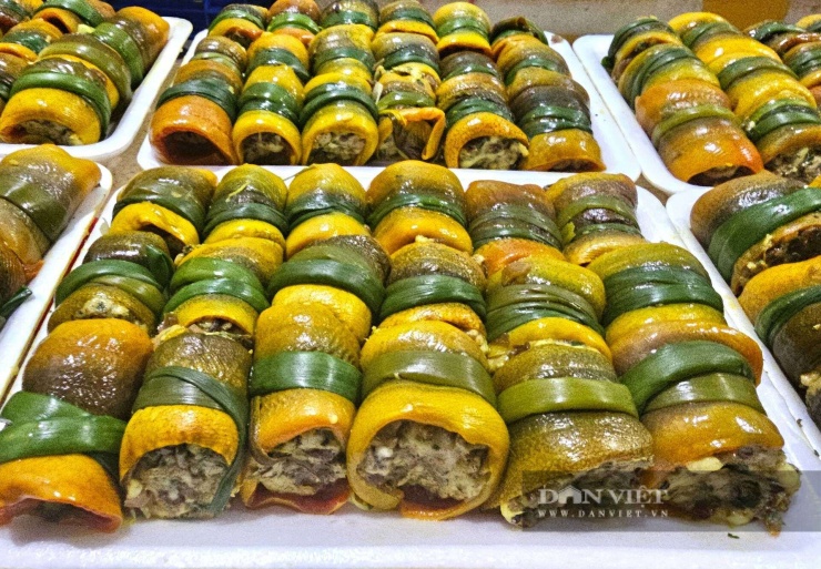 Tết ăn thịt, ăn cá, ấy thế mà cả làng này ở Nghệ An chế biến lươn đồng chốt đơn hàng mỏi cả cái "a lô" - 2