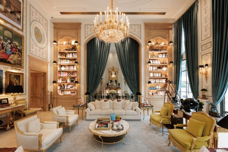 Huy Yves cho biết cổ điển là một trong những phong cách khó 'làm đúng' nhất, cả về kỹ thuật thi công lẫn tư duy thẩm mỹ. Nó yêu cầu mức độ đầu tư lớn để truyền tải chính xác tinh thần sang trọng, xa hoa.