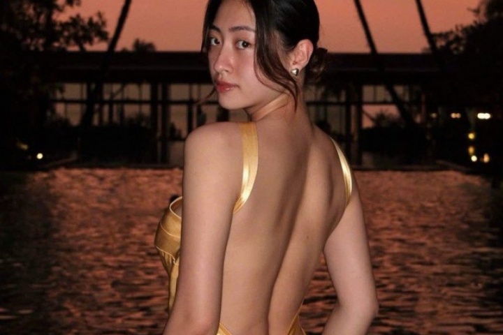 Lưng trần quyến rũ của Lương Thùy Linh