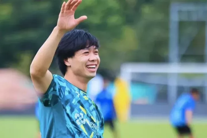 Công Phượng báo tin vui