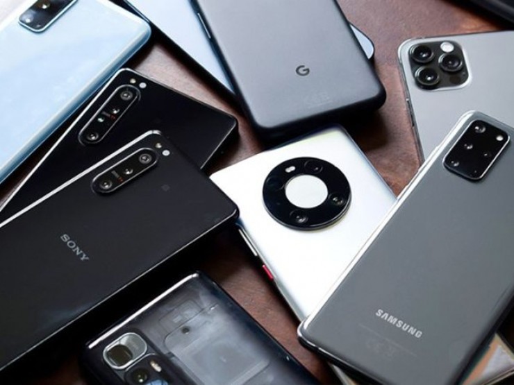 Đến lúc người dùng Việt cần cân nhắc lại điện thoại xách tay?