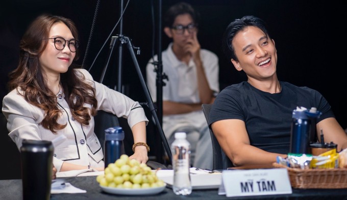 Mai Tài Phến và Mỹ Tâm khi khởi quay phim "Tài". Ảnh: Đoàn phim cung cấp