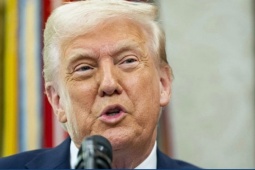 Ông Trump bác bỏ tuyên bố của Tổng thống Ukraine, nói ông Putin giữ lời hứa