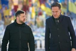 NATO chuẩn bị triển khai quân đội, máy bay, tàu chiến đến Ukraine