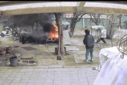 Vụ chú chó bị thiêu ở Trung Quốc: Bố nói con "đã biết sợ", đền bù 22 triệu