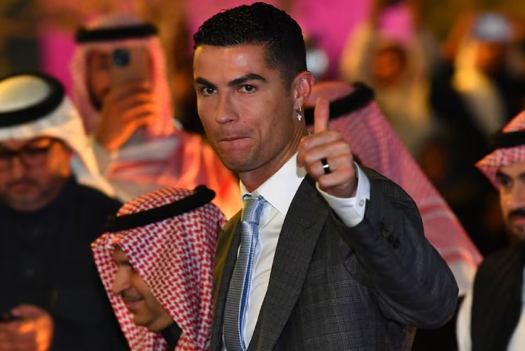 Ronaldo "dỗi" khi Al Hilal được ưu ái hơn so với Al Nassr