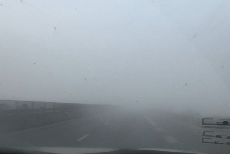 Sương mù dày đặc trên cao tốc, Cục CSGT tạm cấm đường