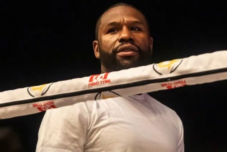 Nóng nhất thể thao sáng 5/2: Floyd Mayweather kiện mạng truyền hình, đòi 340 triệu USD