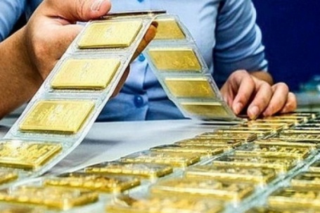 Chốt giá vàng hôm nay ngày 4/2 tiếp đà tăng cực mạnh