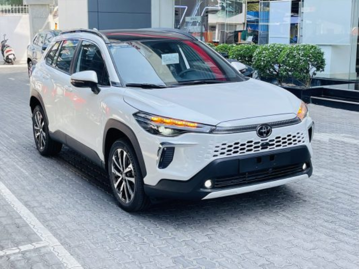 Honda CR-V e:HEV RS và Corolla Cross HEV: Hybrid nào “xanh” thực sự? - 4