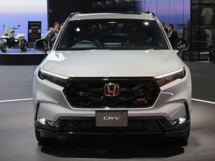 Honda CR-V e:HEV RS và Corolla Cross HEV: Hybrid nào “xanh” thực sự? - 7