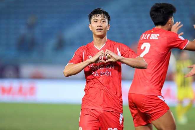 Trực tiếp bóng đá Công an Hà Nội - Tampines Rovers: Chủ nhà có bàn thứ 6 (Cúp C1 ĐNÁ) (Hết giờ) - 4