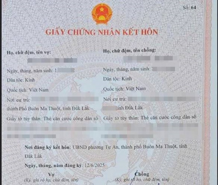 Ông L. được cấp giấy chứng nhận kết hôn với người khác khi chưa ly hôn xong.