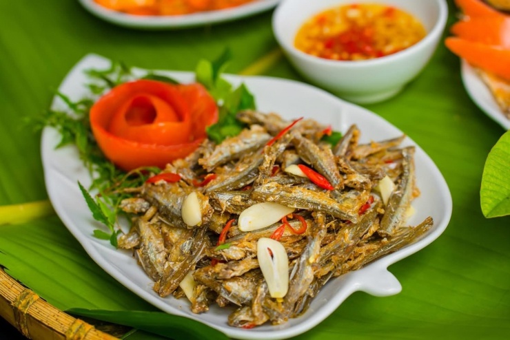 Món tép dầu tẩm bột chiên giòn. Ảnh: Ngọc Hà