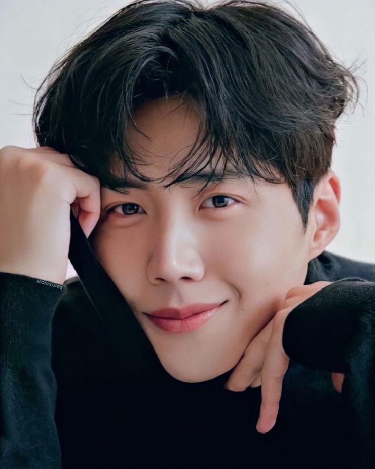 Diễn viên Kim Seon Ho thông qua công ty quản lý xin lỗi, bổ sung nộp thuế.