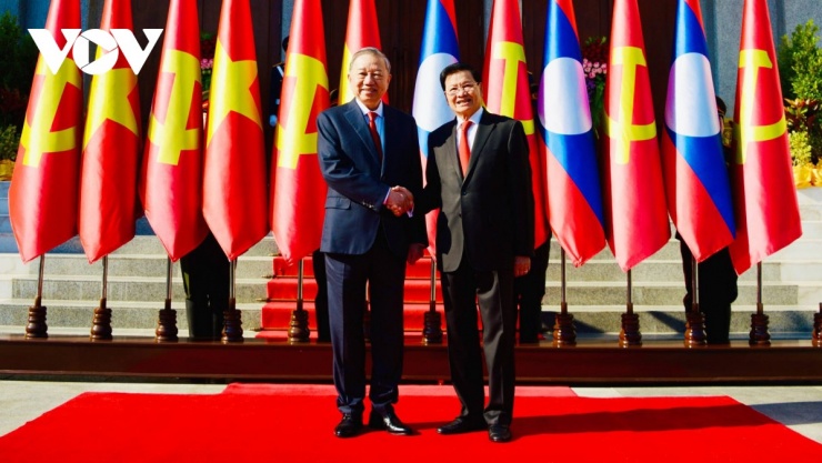 Tổng Bí thư Tô Lâm và Tổng Bí thư, Chủ tịch nước Lào&nbsp;Thongloun Sisoulith