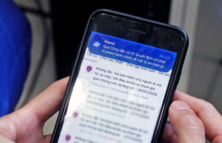 Người vi phạm giao thông có thể xử lý&nbsp;“phạt nguội” qua iHanoi.