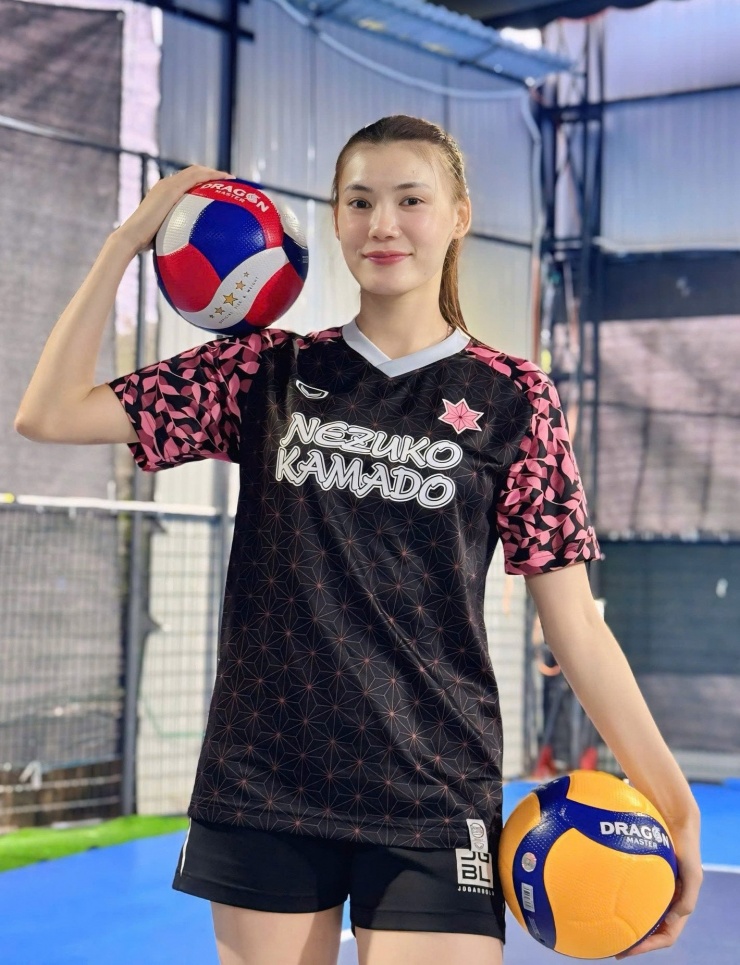 Theo một số nguồn tin, CLB NEC Red Rockets của giải VĐQG Nhật Bản đang dành sự quan tâm đặc biệt tới Yến Nhi.