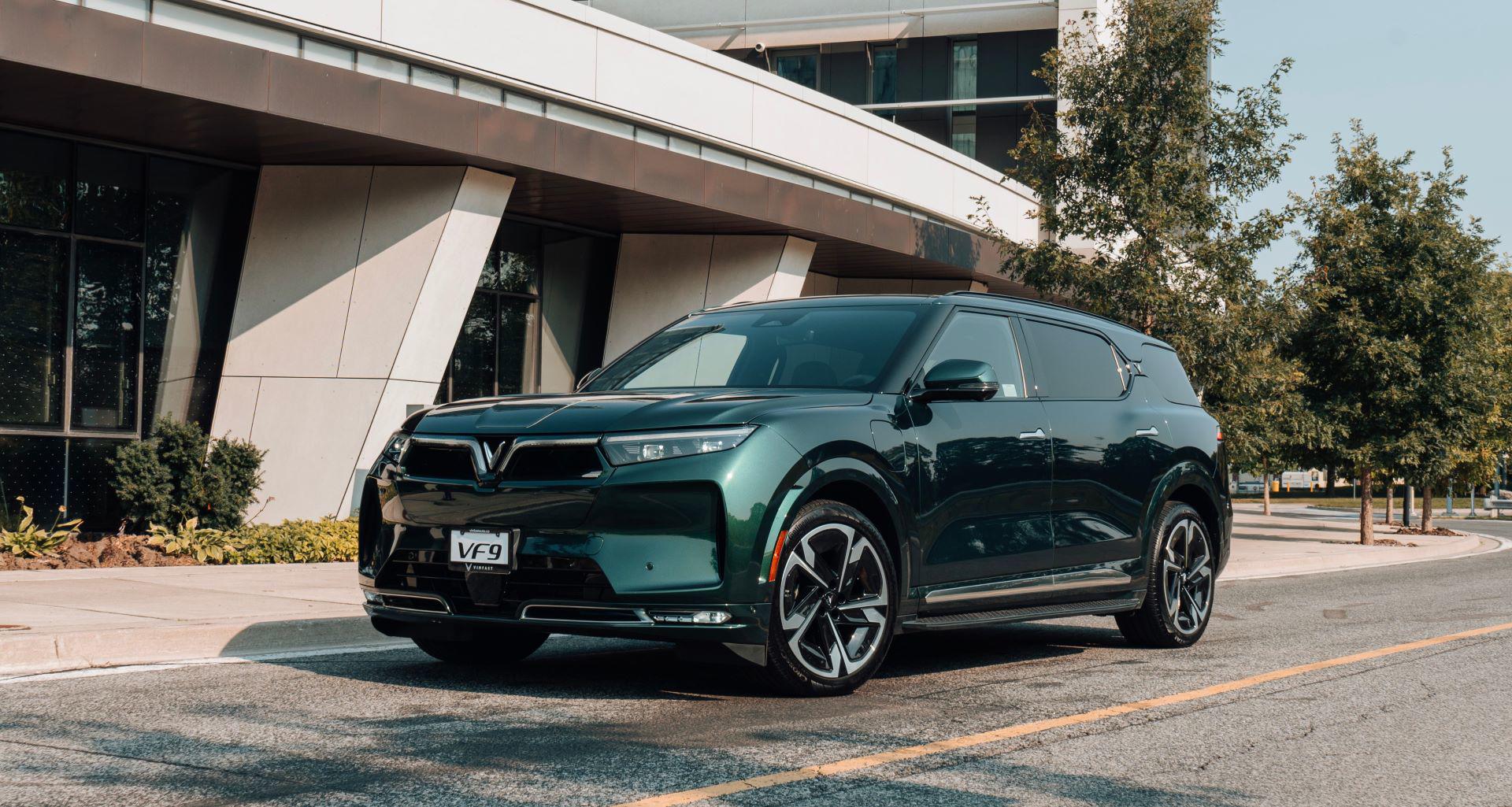 Không cần trả trước, lãi suất chỉ 5%/năm, VinFast VF 9 được người dùng chấm là lựa chọn “dễ vào tiền” dịp cận Tết - 2