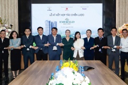 Houze triển khai tiếp thị kinh doanh 200 sản phẩm đẹp nhất The Emerald Golf View