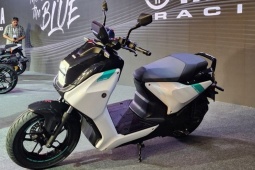 Cận cảnh xe máy điện mới của Yamaha