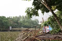 Khu sinh thái 15ha giữa Hà Nội bị bỏ hoang, hóa thành bãi rác, sân pickleball