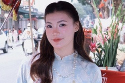 'Hotgirl' bóng chuyền Việt Nam Yến Nhi khoe sắc đón Tết