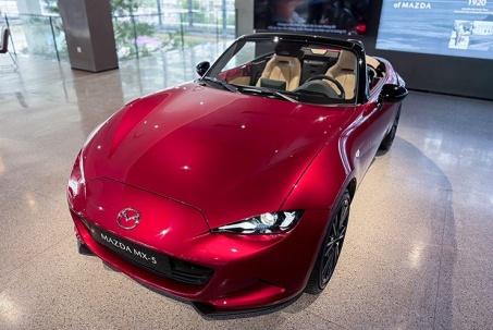 Mazda MX-5 bắt đầu nhận cọc tại Việt Nam, giá bán hơn 1,3 tỷ đồng