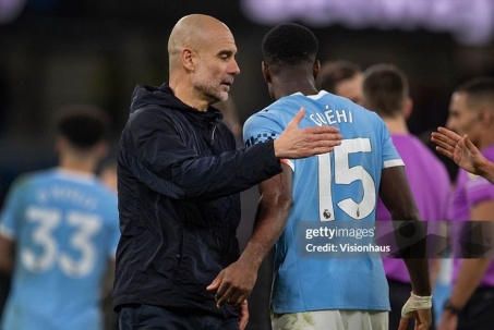 Man City hẹn Arsenal chung kết League Cup, bỗng mất trụ cột vì điều luật oái oăm