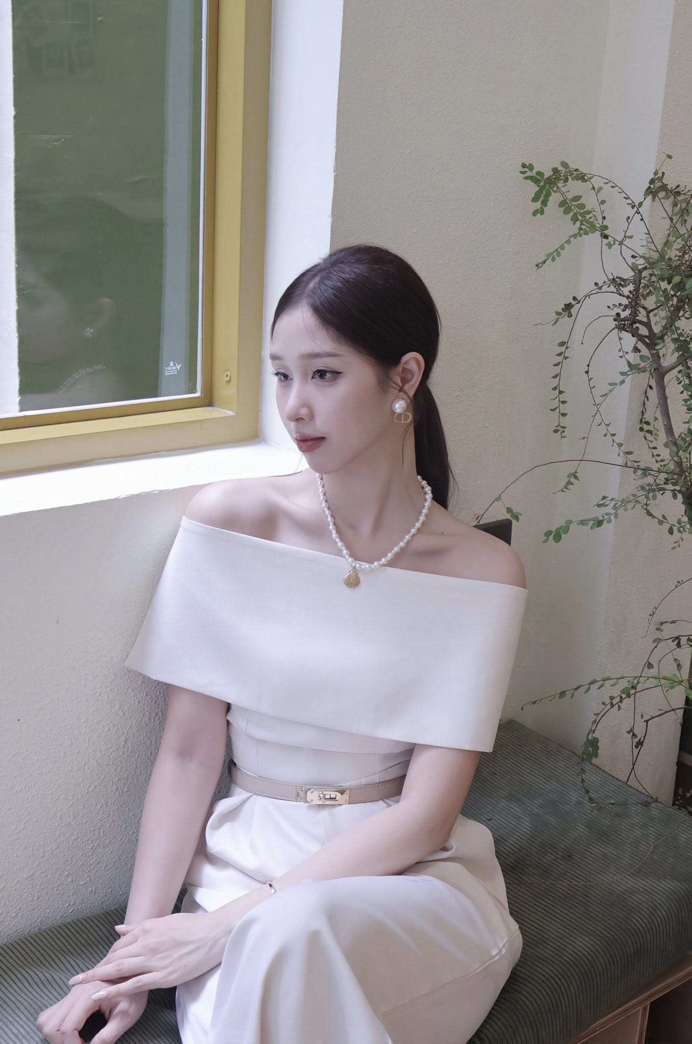 Nữ sinh quê Bắc Ninh đang gây chú ý Miss World Vietnam 2025 - 11