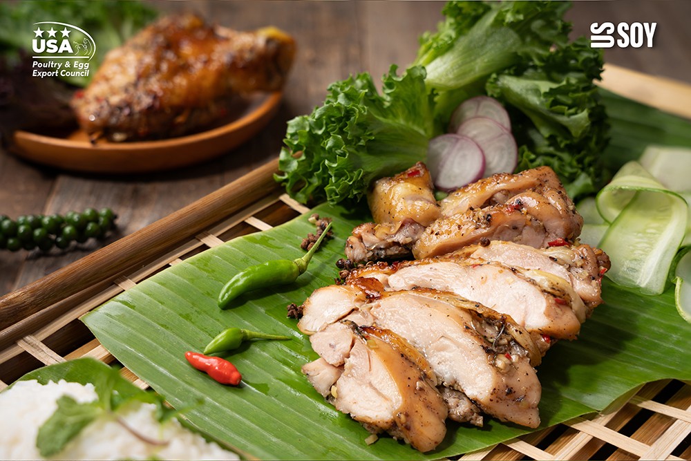 Giữ lửa bếp Gà Mỹ nướng lá chuối mắc khén – Hương vị của sum vầy - 2